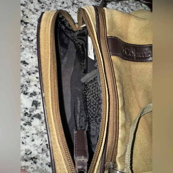 Columbia canvas leather neutral small Sage Travel Bag zip up multi-compartment - Picture 3 of 9